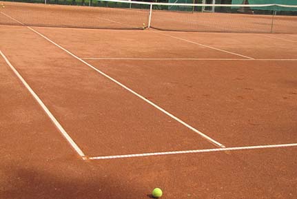 Tenisová liga souboje ve skupinách-dohrávky